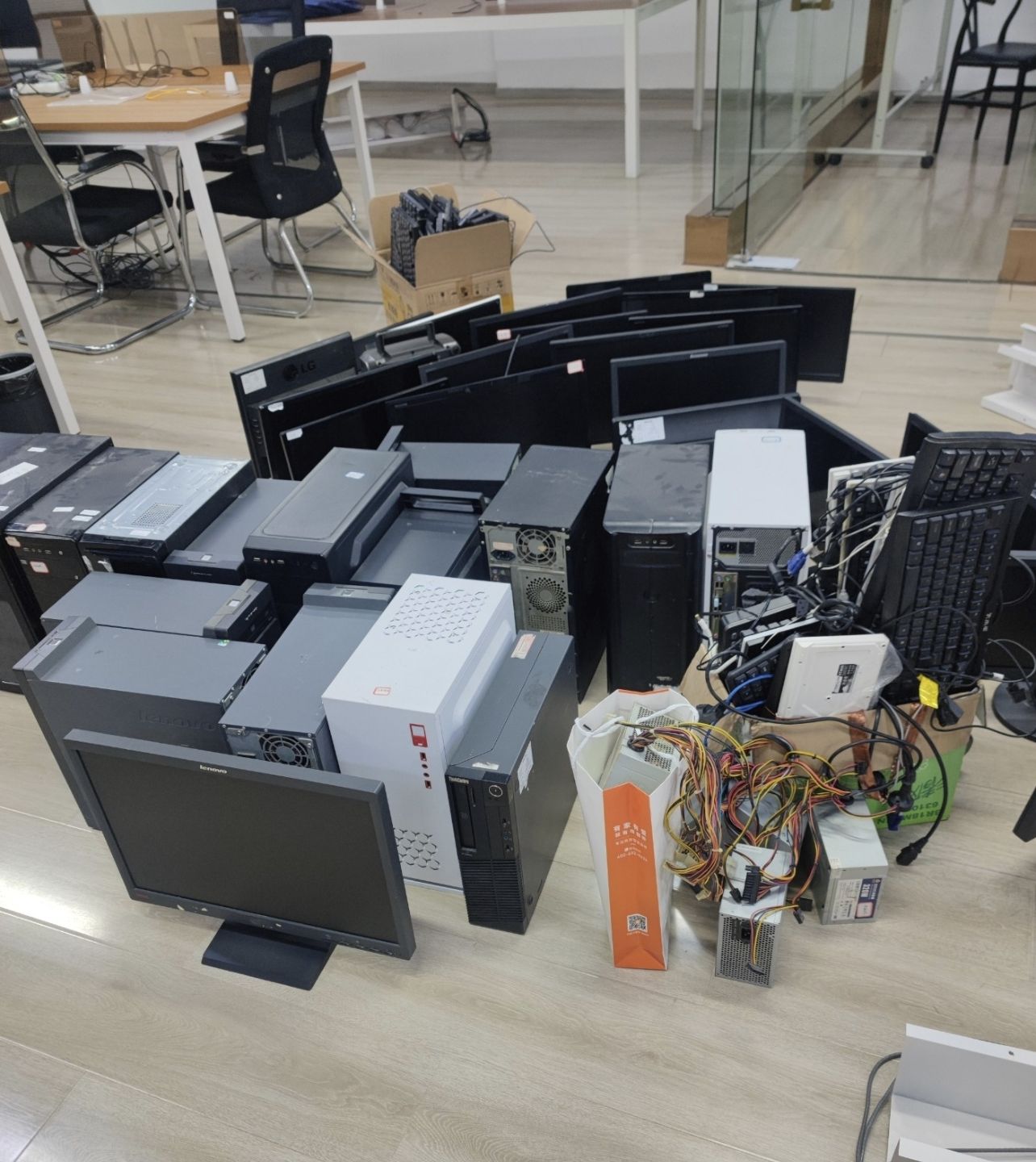 廣州荔灣區(qū)二手電腦回收行情一覽(圖1)