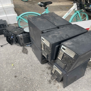 廣州蘋果電腦回收：筆記本臺(tái)式機(jī)上門回收有何亮點(diǎn)？