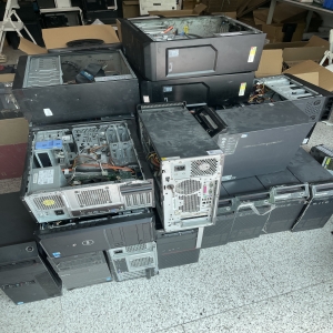 深圳回收辦公全套電腦，多品牌設(shè)備處理啦